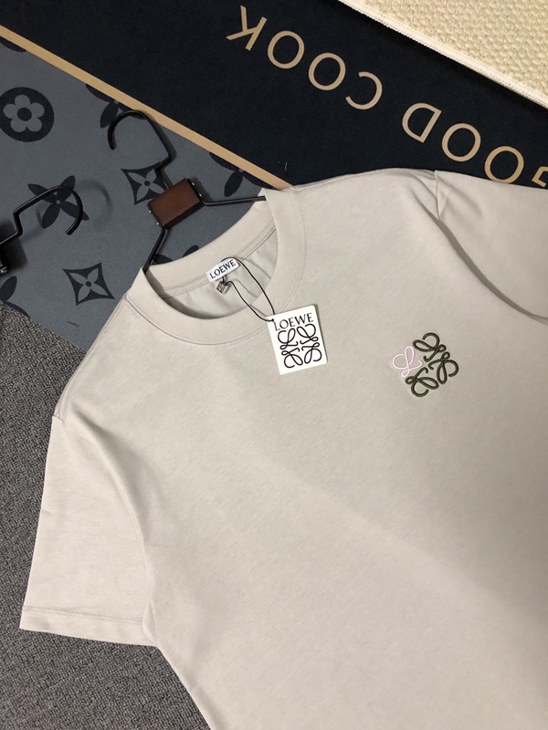 ブランドTシャツ背面デザイン